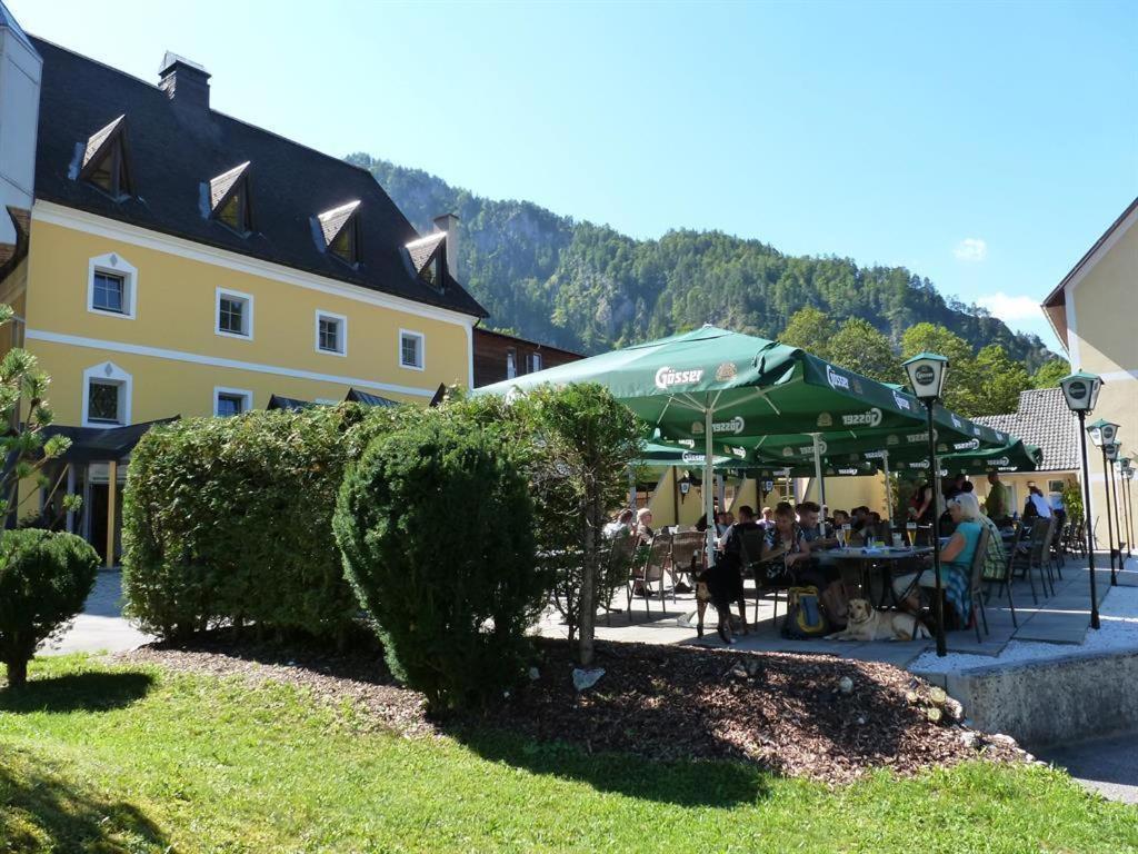Hotel Bergkristall Wildalpen Buitenkant foto
