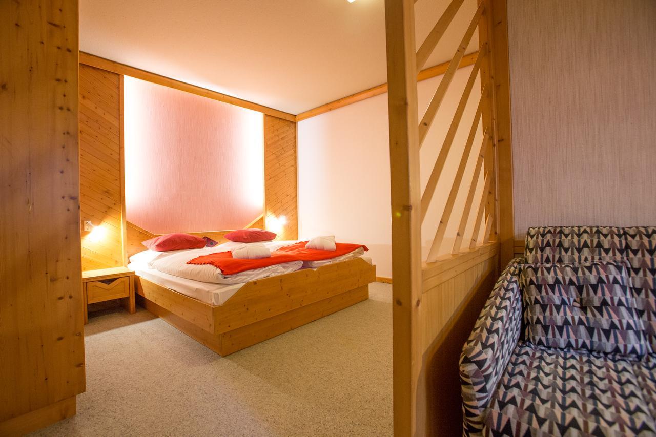Hotel Bergkristall Wildalpen Buitenkant foto